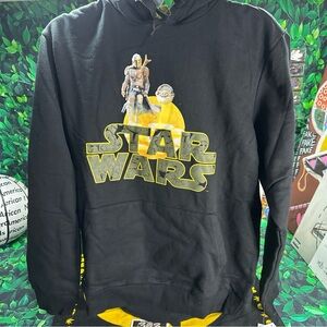Star Wars Graphic Hoodie Size Medium  NWT
